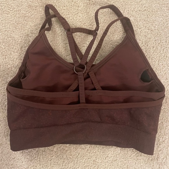 BURGUNDY GYMSHARK SPORTS BRA SIZE SMALL - Picture 3 of 4